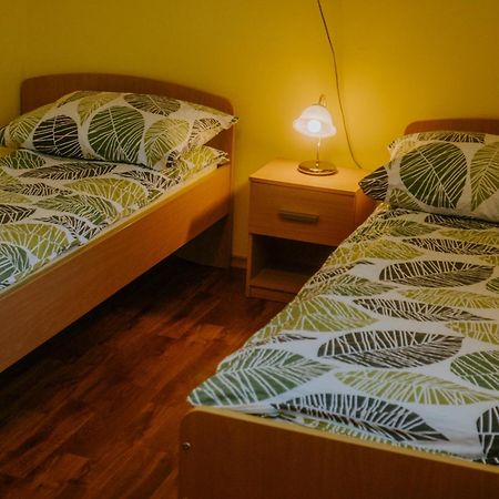 Apartment And Room Natasa Кобарід Екстер'єр фото